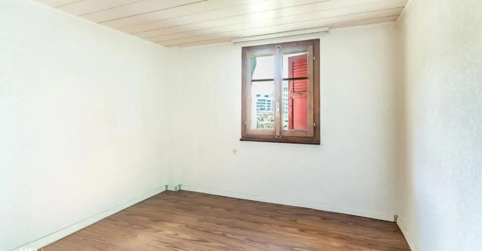 Baulandreserve mit Entwicklungspotenzial - Wohnhaus in Lalden – Foto 11 von 13