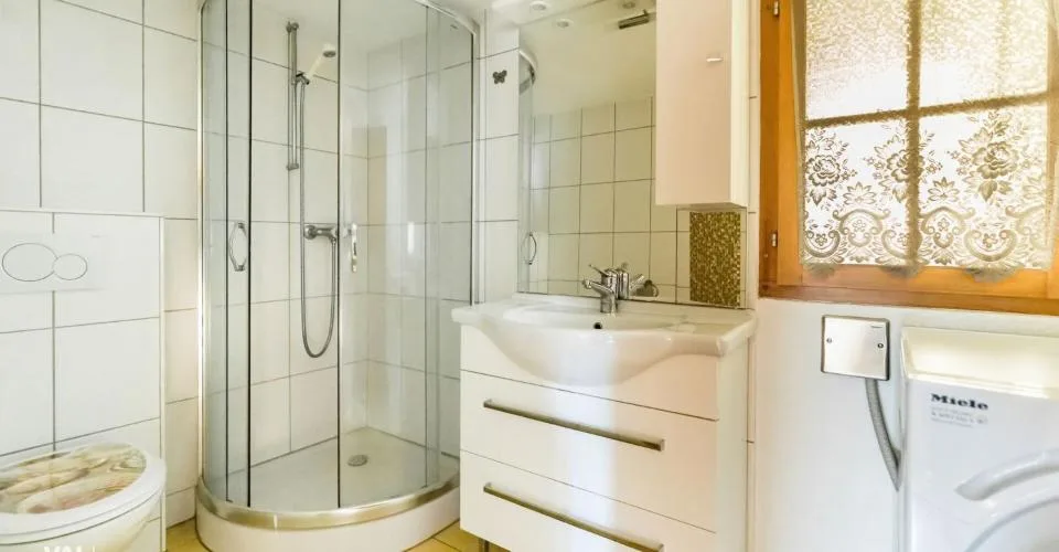 Baulandreserve mit Entwicklungspotenzial - Wohnhaus in Lalden – Foto 13 von 13