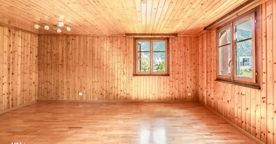 Baulandreserve mit Entwicklungspotenzial - Wohnhaus in Lalden – Foto 4 von 13