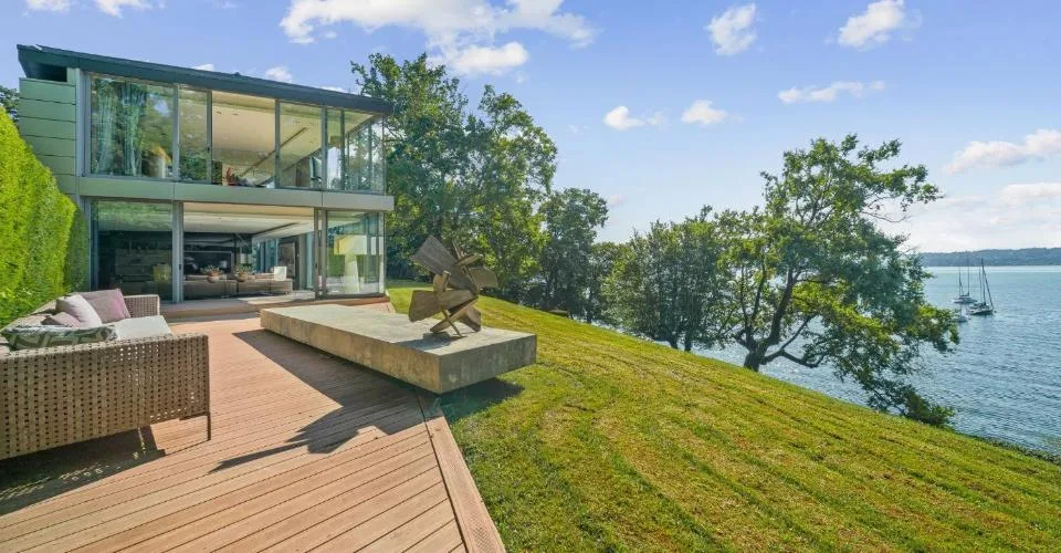 Splendide Maison d'architecte pieds dans l'eau – photo 9 sur 9