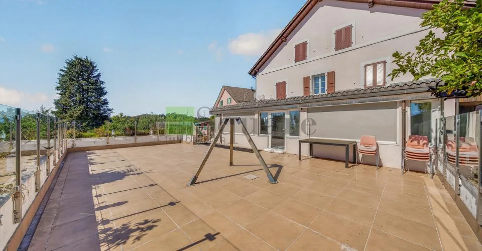 Maison locative de 12 pièces – Foto 3 von 13