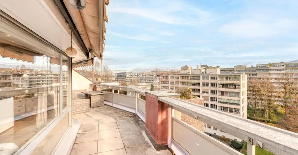 Magnifique appartement en attique en duplex à Malagnou – Foto 3 von 8