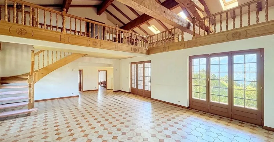 Beau chalet sur une grande parcelle – Foto 3 von 9