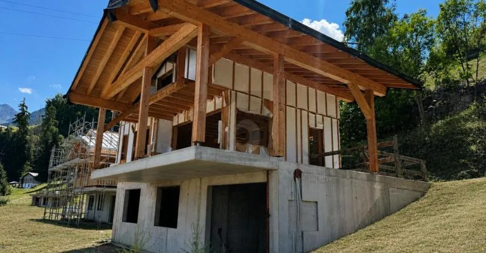 NEUF, LUXUEUX ET VUE À COUPER LE SOUFFLE – photo 2 sur 6