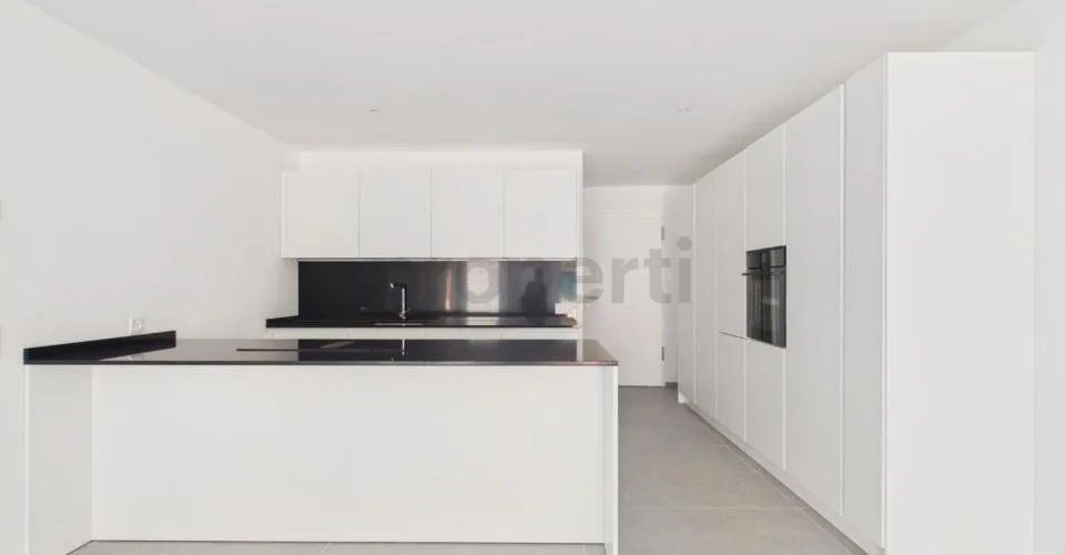Modern 3.5-room apartment with internal parking, Biasca – photo 14 of 26