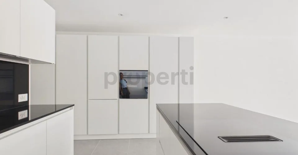 Modern 3.5-room apartment with internal parking, Biasca – photo 15 of 26