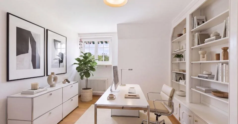 Privater Pool und traumhafte Naturkulisse: 235 m² Wohnfläche, Garagenplätze und rasche Nähe zu Basel – Foto 21 von 27