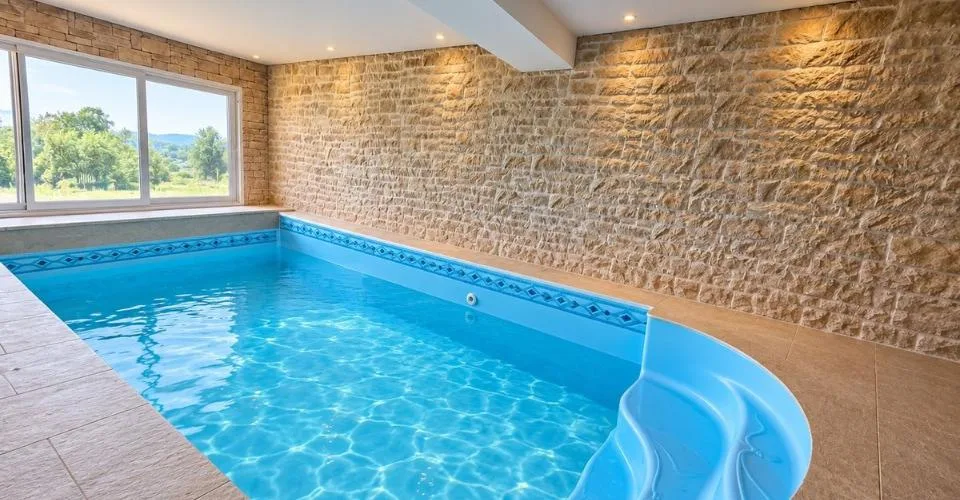 Propriété d'exception composée de deux villas avec piscine et vue sur le lac – photo 4 sur 13