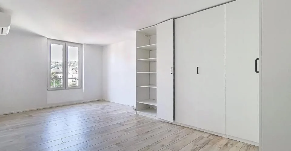 Appartement avec loggia au centre de Blonay ! – Foto 3 von 7