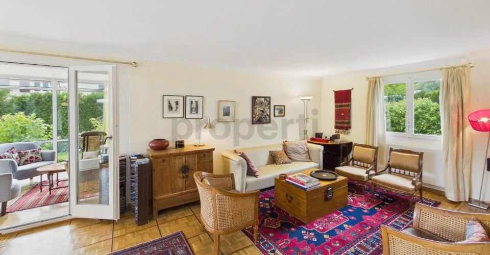 Grand jardin, magnifique véranda, rez-de-chaussée lumineux, 4 chambres ! – photo 15 sur 27