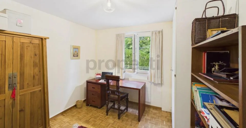 Grand jardin, magnifique véranda, rez-de-chaussée lumineux, 4 chambres ! – photo 22 sur 27