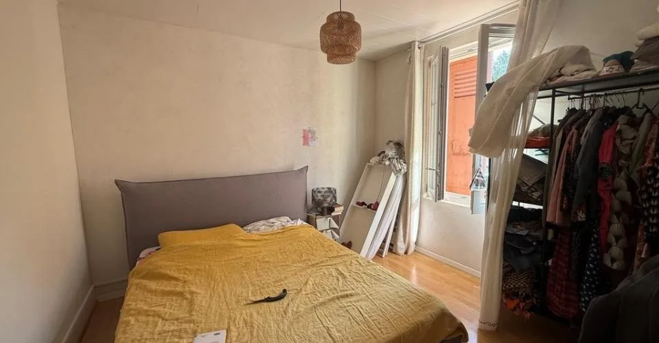 Bel appartement de 4,5 pièces proche du centre-ville – Foto 2 von 6