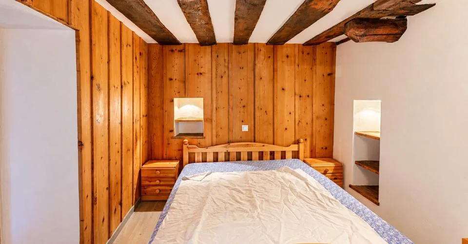 Appartement de caractère à louer à l'année dans un cadre alpin – photo 10 sur 11