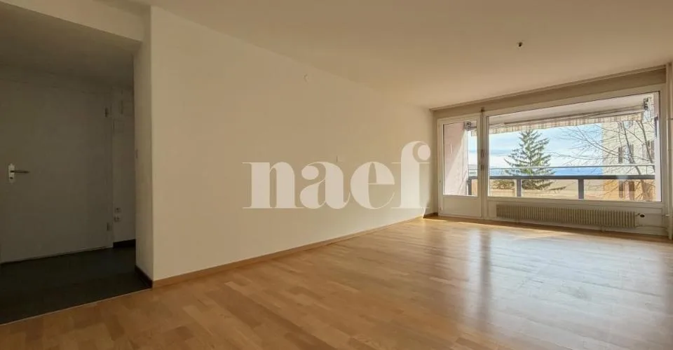 Bel appartement de 4 pièces avec balcon à Neuchâtel – Foto 4 von 10