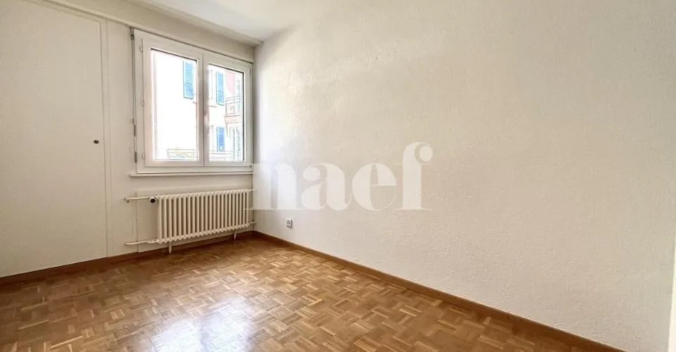 Bel appartement de 4 pièces avec balcon à Neuchâtel – Foto 6 von 10