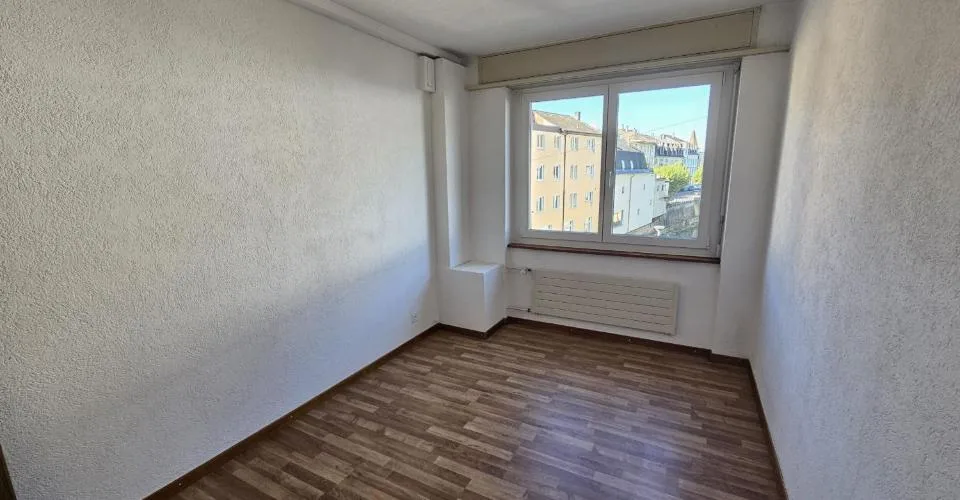 Zu vermieten in Delémont 3,5-Zimmer-Wohnung im 2. Stock – Foto 8 von 13