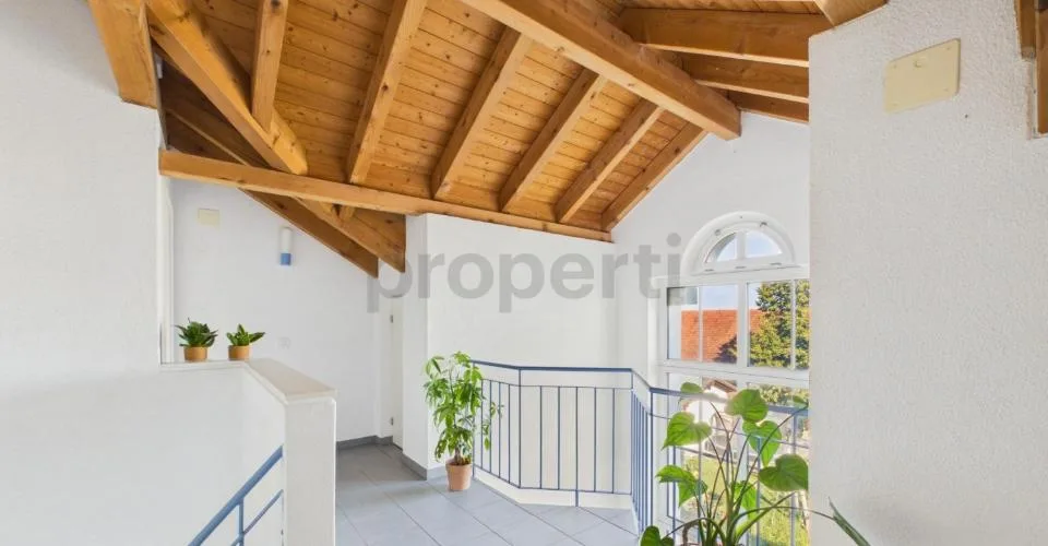 Peaceful residential area, spacious garden & cozy fireplace! – photo 18 of 22