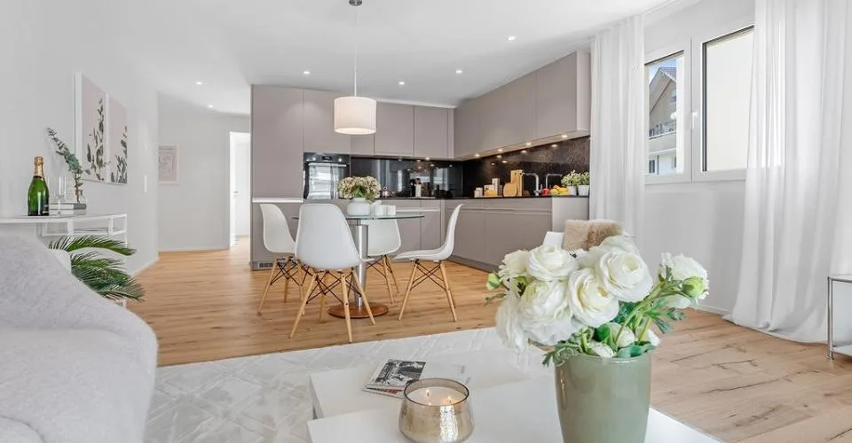 Vivere con stile in un appartamento moderno di 3,5 locali – foto 2 di 8
