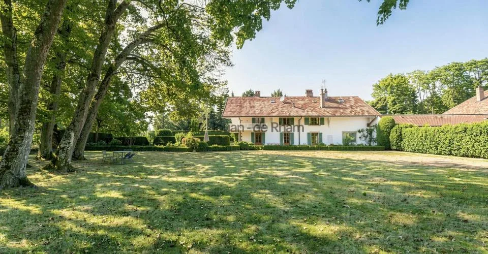 Élégante maison de caractère au coeur de la campagne genevoise – photo 12 sur 12