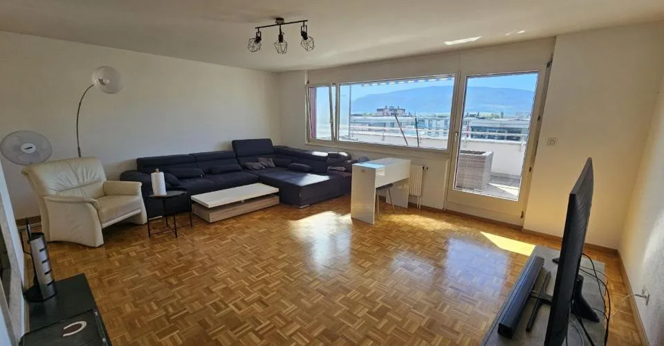 Zu verkaufen in Delémont, 6-Zimmer-Penthouse mit Panoramaterrasse – Foto 5 von 13