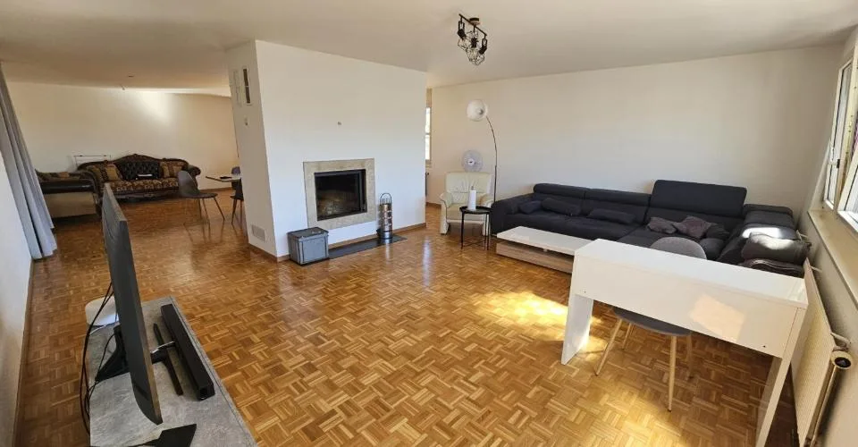 Zu verkaufen in Delémont, 6-Zimmer-Penthouse mit Panoramaterrasse – Foto 7 von 13