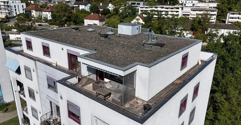 Zu verkaufen in Delémont, 6-Zimmer-Penthouse mit Panoramaterrasse – Foto 2 von 13
