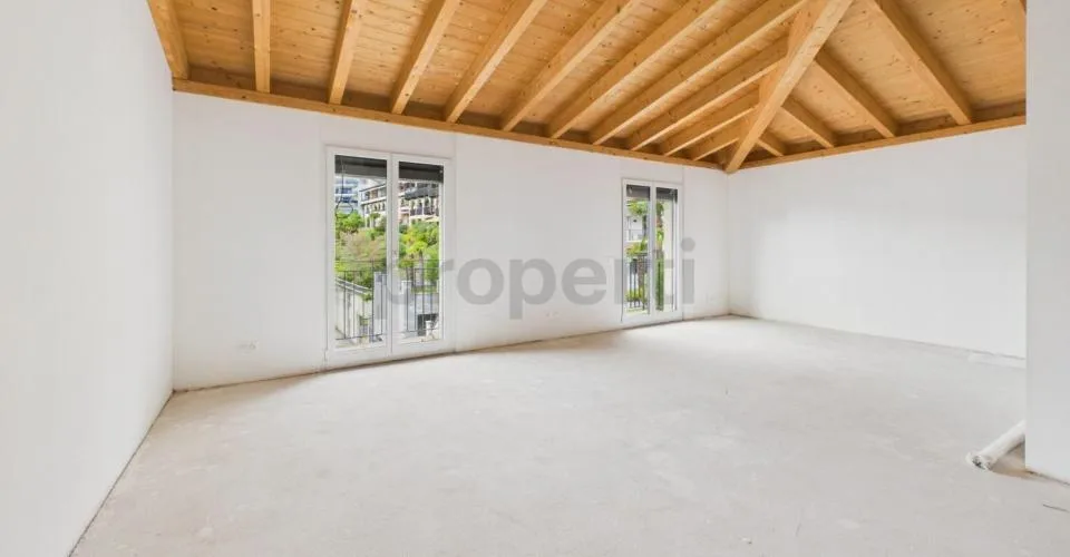 Completamente Restaurato a Nuovo & Finiture Moderne! // Komplett Saniert & Moderne Ausstattung! – Foto 8 von 14
