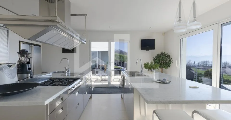 Villa contemporaine d'exception avec panorama spectaculaire sur le lac – foto 5 di 11