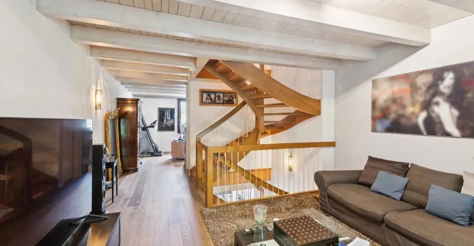 Maison rénovée dans un corps de ferme – photo 8 sur 26
