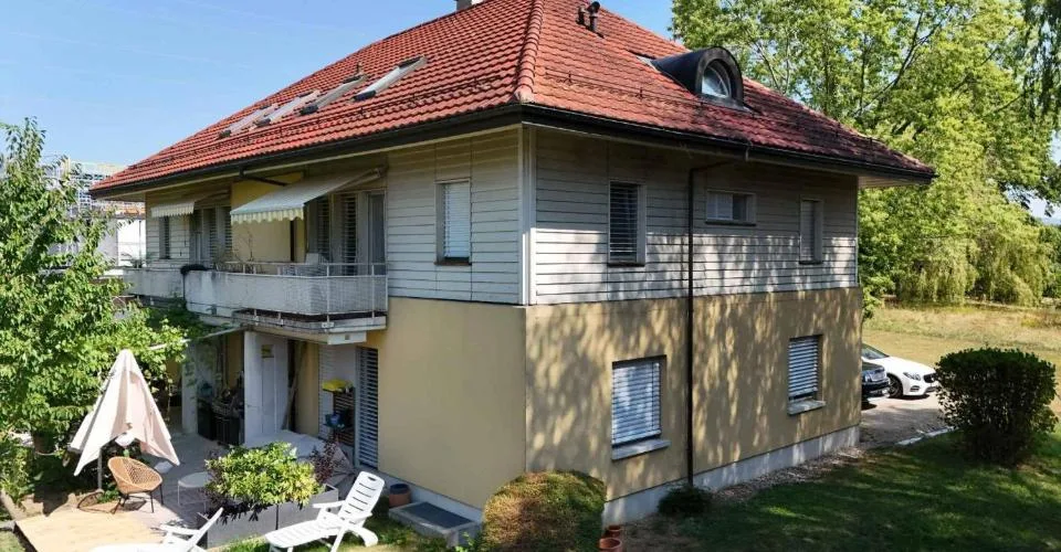 Résidence Maison Jaune Appartement duplex avec jardin – Foto 10 von 12