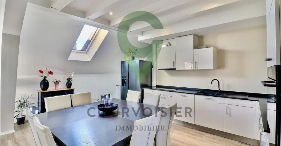 Vaste duplex offrant le charme de l'ancien et un confort absolu – foto 2 di 11