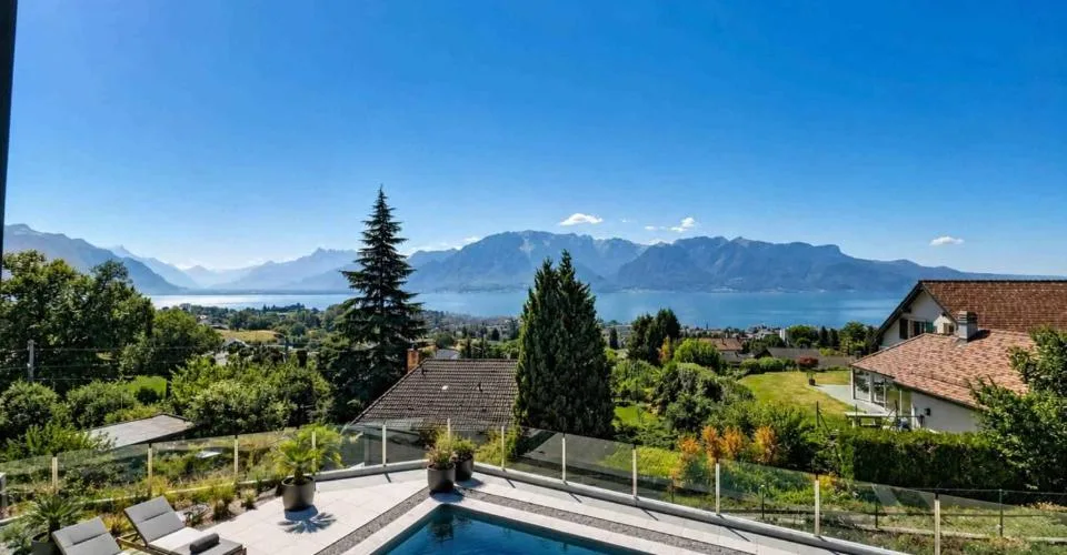 Neuf ! Villa individuelle avec piscine et magnifique vue sur le lac – photo 11 sur 26