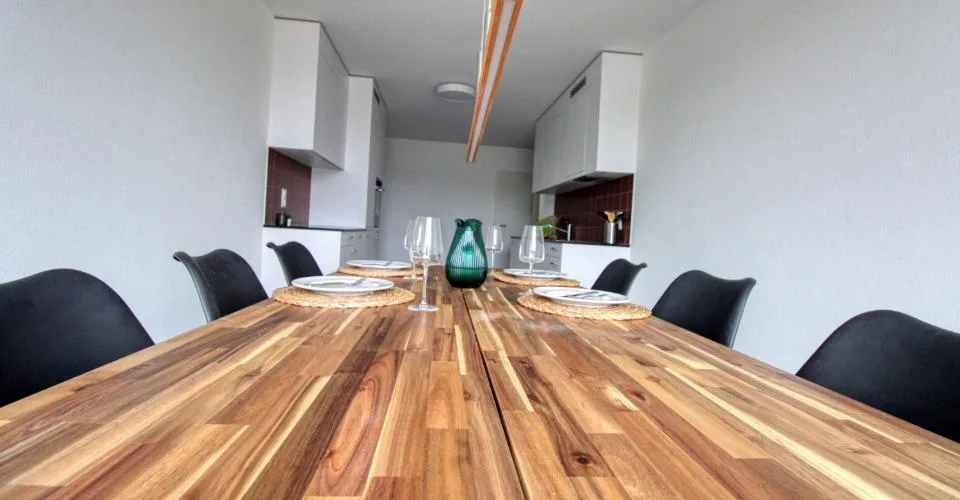 Appartement vivant spacieux à Crissier avec salle de bain privée – Foto 15 von 37