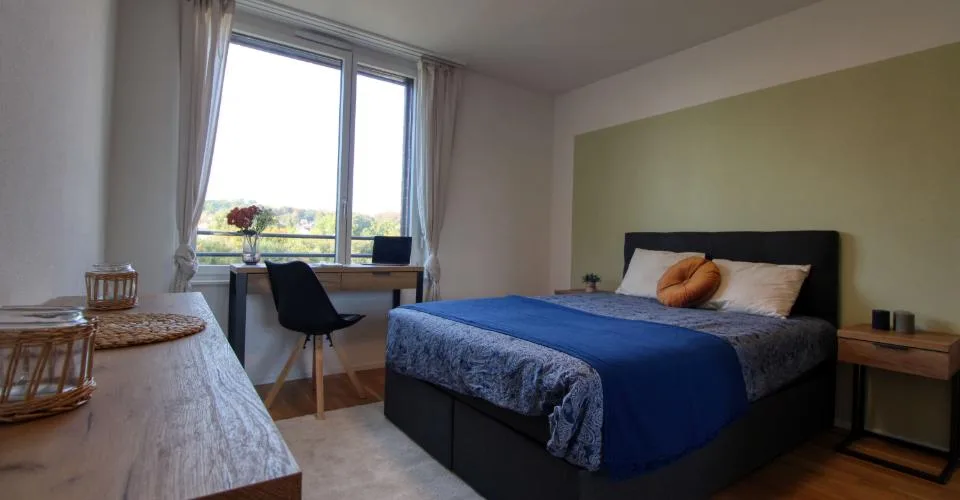 Appartement vivant spacieux à Crissier avec salle de bain privée – Foto 2 von 37