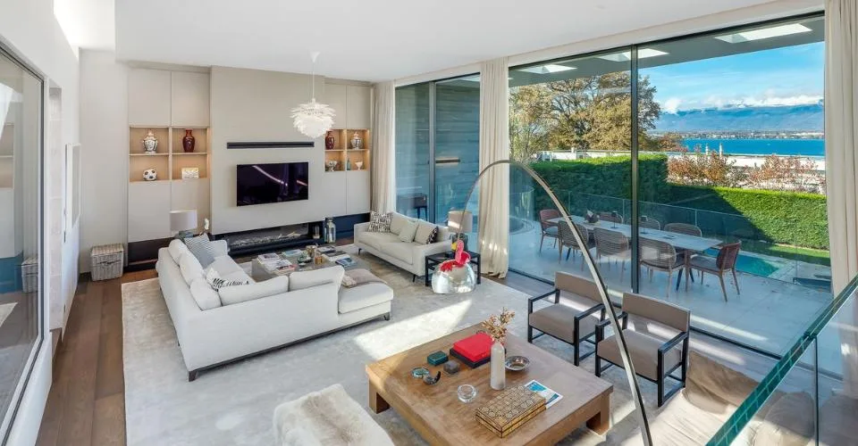 Villa contemporaine d'exception - Accès privé au lac – foto 4 di 13