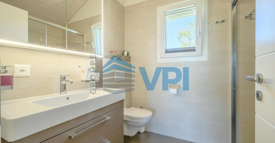 Magnifique villa individuelle de 6.5 pièces avec piscine – photo 13 sur 13