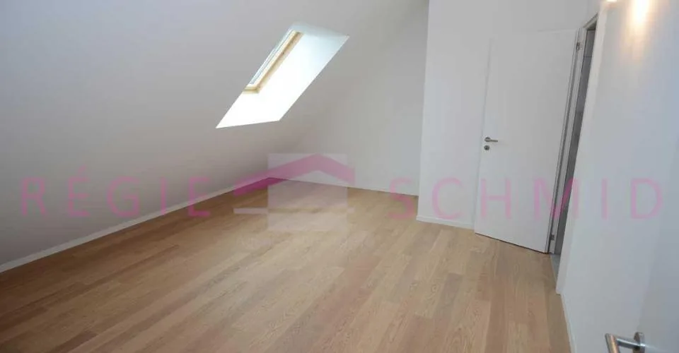 Appartement duplex en attique de 7,5 pièces à Eysins – Foto 12 von 13