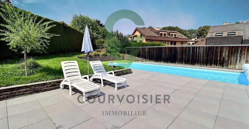 Magnifique triplex en pignon rénové avec jardin et piscine – foto 15 di 26