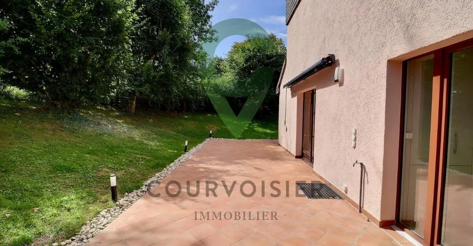 Magnifique triplex en pignon rénové avec jardin et piscine – foto 17 di 26