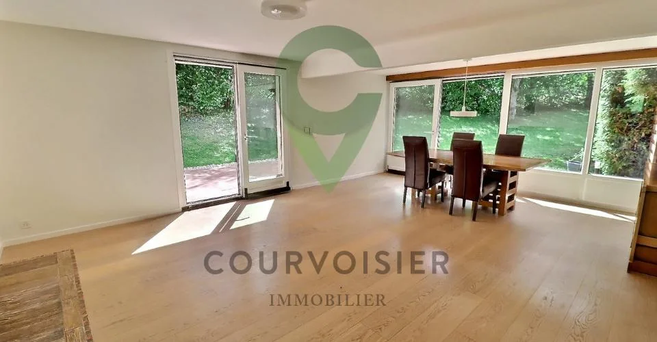 Magnifique triplex en pignon rénové avec jardin et piscine – foto 18 di 26
