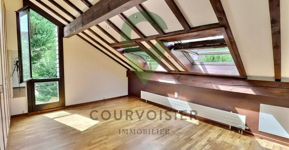 Magnifique triplex en pignon rénové avec jardin et piscine – foto 22 di 26