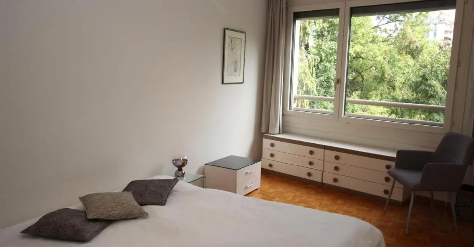 4 Zimmer möbl. Wohnobjekt in Genève – foto 3 di 9