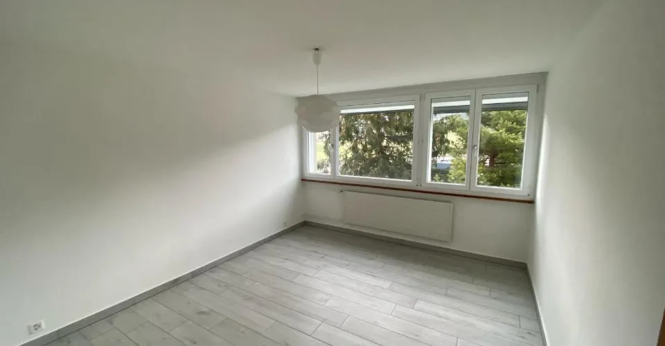 A louer : appartement 3.5 pièces avec balcon - Tivoli 52, St-Imier – photo 3 sur 5
