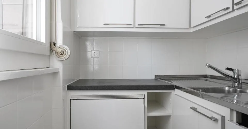 GENEVE - 5, rue Etienne-Dumont - 1 pièce & kitchenette - 23 m2 – Foto 3 von 8