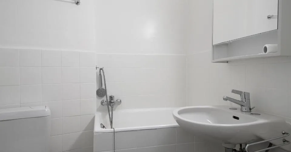 GENEVE - 5, rue Etienne-Dumont - 1 pièce & kitchenette - 23 m2 – Foto 4 von 8