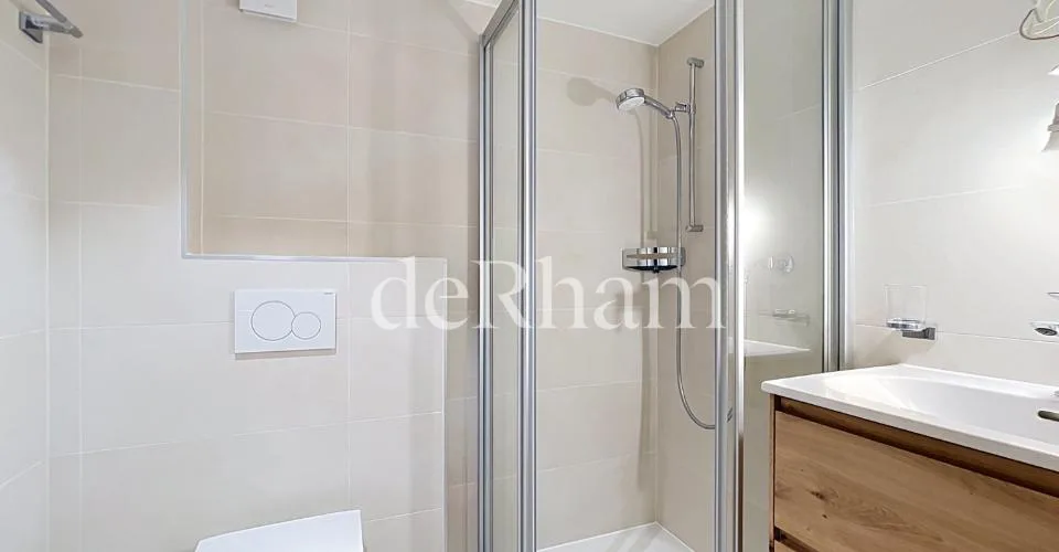 Lutry - superba villa ristrutturata con vista panoramica sul lago! – foto 13 di 13
