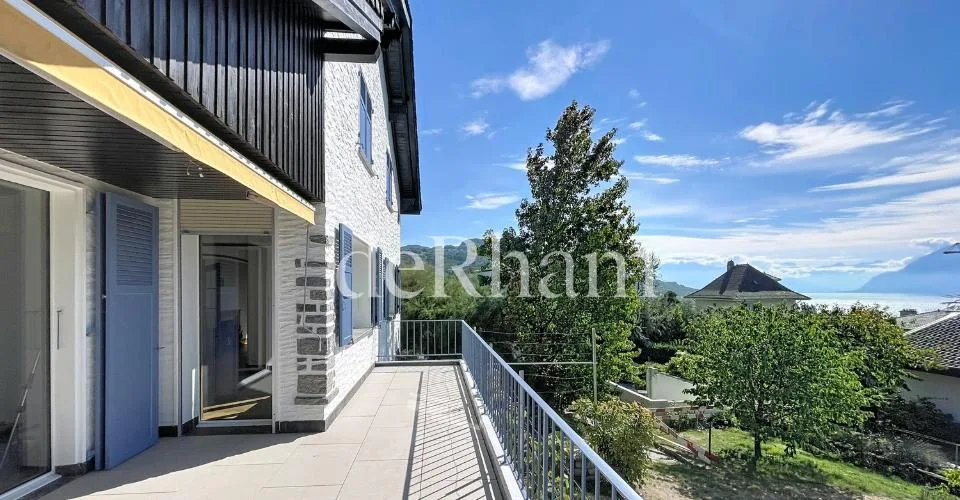 Lutry - superba villa ristrutturata con vista panoramica sul lago! – foto 11 di 13
