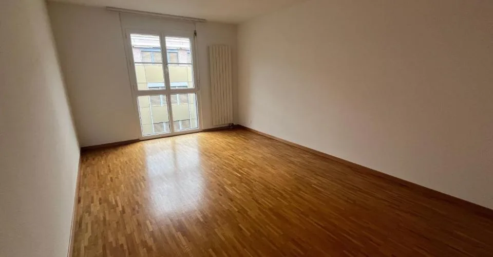 02522 - Appartamento 4½ locali - RUE LOCARNO 4 - FRIBOURG – foto 3 di 10