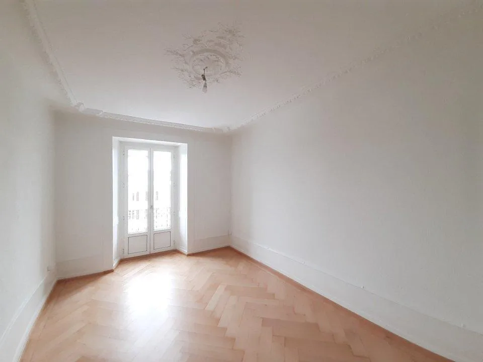 00210 - Appartement avec cachet - Doubs 119 - La Chaux-de-Fonds – photo 3 sur 6