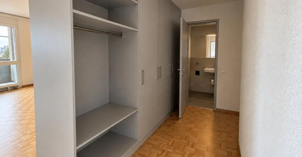 Appartement de 3,5 pièces fraîchement rénové à Ostermundigen – photo 6 sur 9